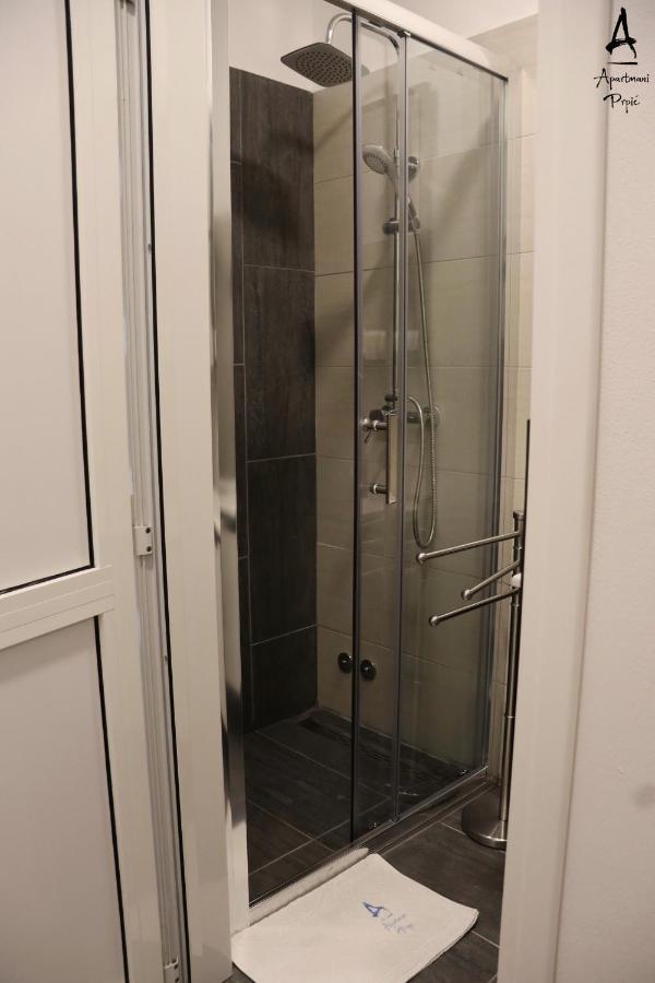 Apartmani Prpic Ražanac Eksteriør bilde