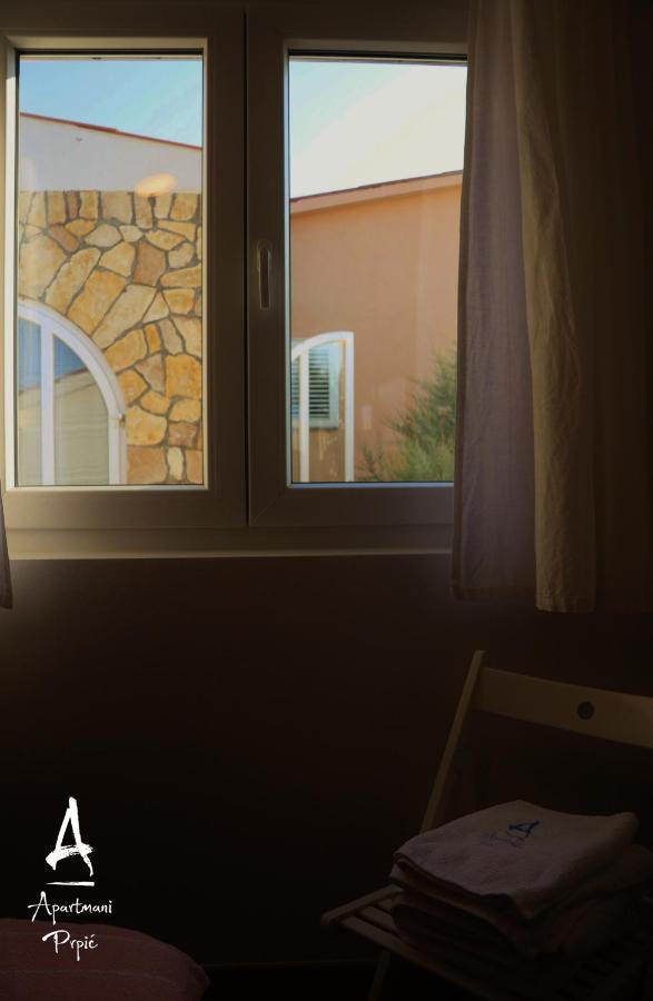 Apartmani Prpic Ražanac Eksteriør bilde