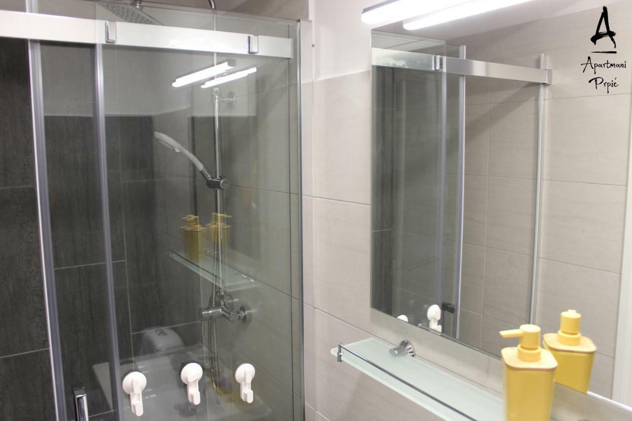 Apartmani Prpic Ražanac Eksteriør bilde